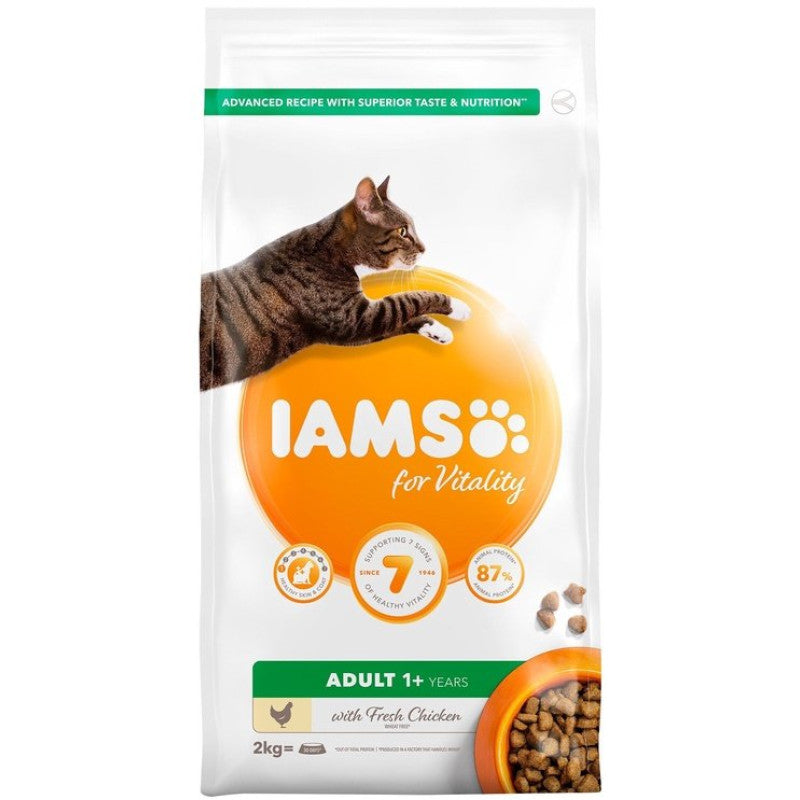 Iams Trockenfutter für Katzen mit Huhn, 2 kg