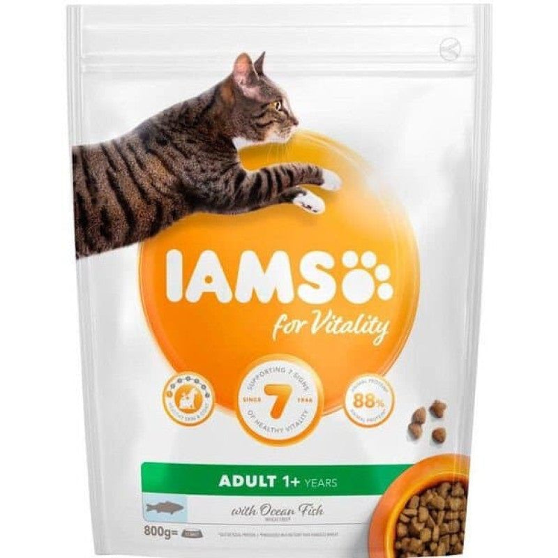 Iams Dry Cat Food Adult with Ocean Fish, 800 g
